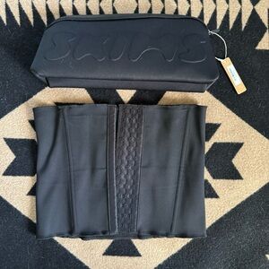 ✨SKIMS✨ M Waist Trainer